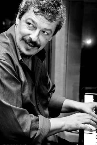 NOIR & JAZZ από το κουαρτέτο του Δημήτρη Καλαντζή.